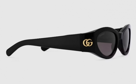 Gucci Cat-eye frame sunglasses