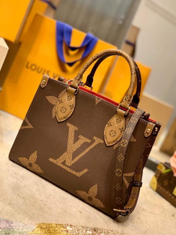LV M45039 Louis Vuitton Onthego PM Monogram Handbag