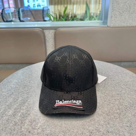 Balenciaga 529192310 Cap black white Classic Baseball Cap with Balenciaga embroidered logo B990109