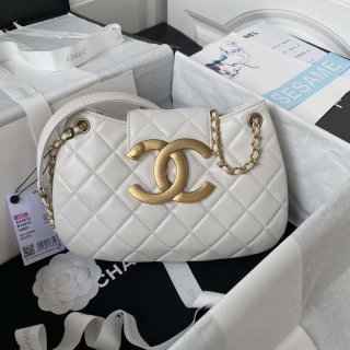 Chanel AS4610 Messenger bag Lambskin White
