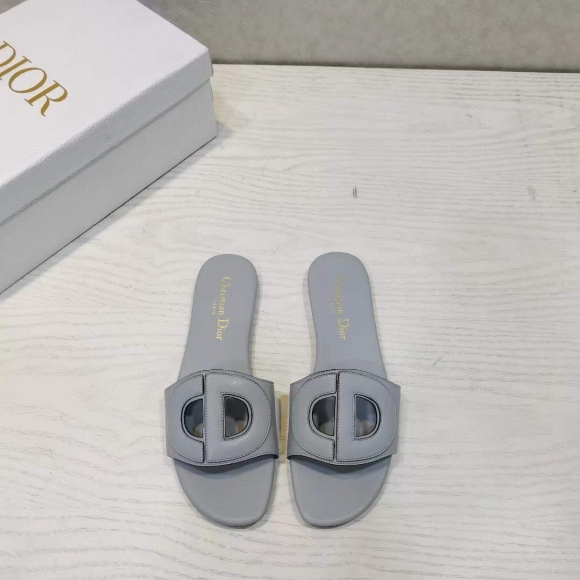 Dior Women‘s KCQ390 D-CLUB Slide Calfskin D83003