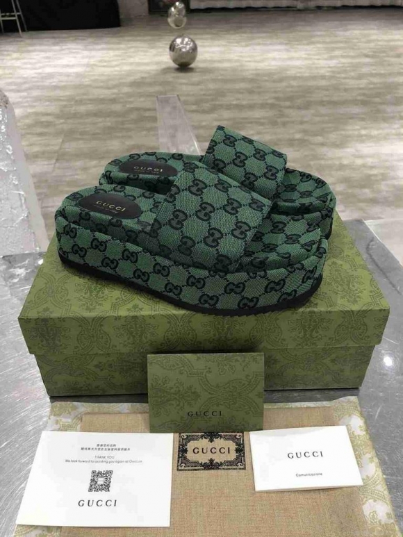 Gucci Sandals GG Multicolour Platform Sandal 81171