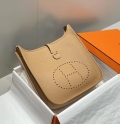 Hermes H083435 Evelyne III 29 Shoulder Bag Silver Hardware Milk tea