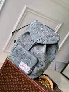 LV M22534 Louis Vuitton Montsouris Backpack