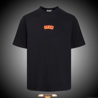 Gucci Men’s Women’s Short Sleeve T-shirt G66800