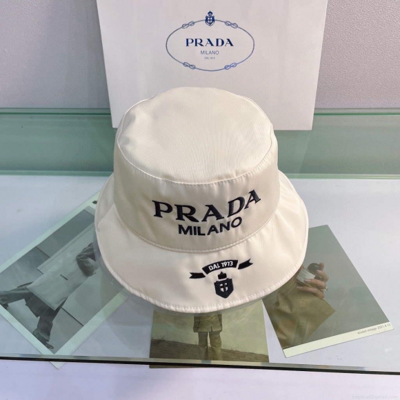 Prada Re-Nylon bucket hat P91201