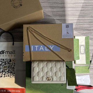 Gucci 723787 GG Matelassé Chain Wallet White