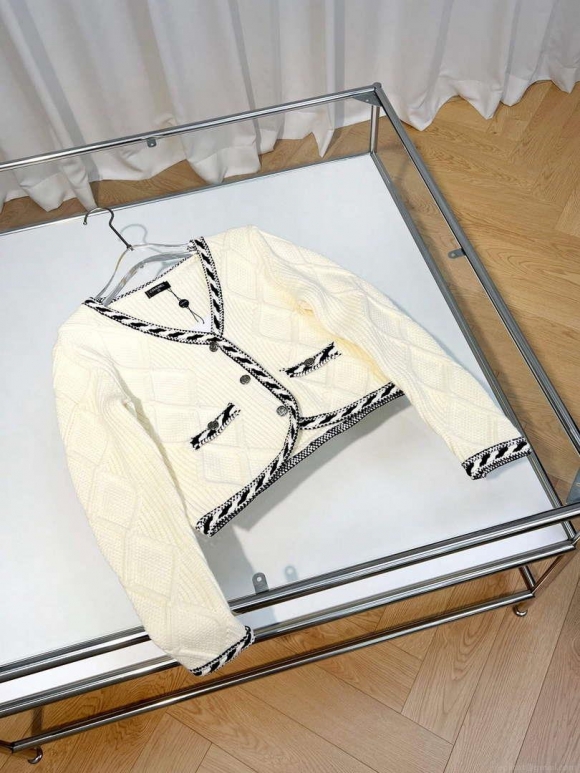 Chanel Women’s Fashion Clothing Knitted sweaters C58831