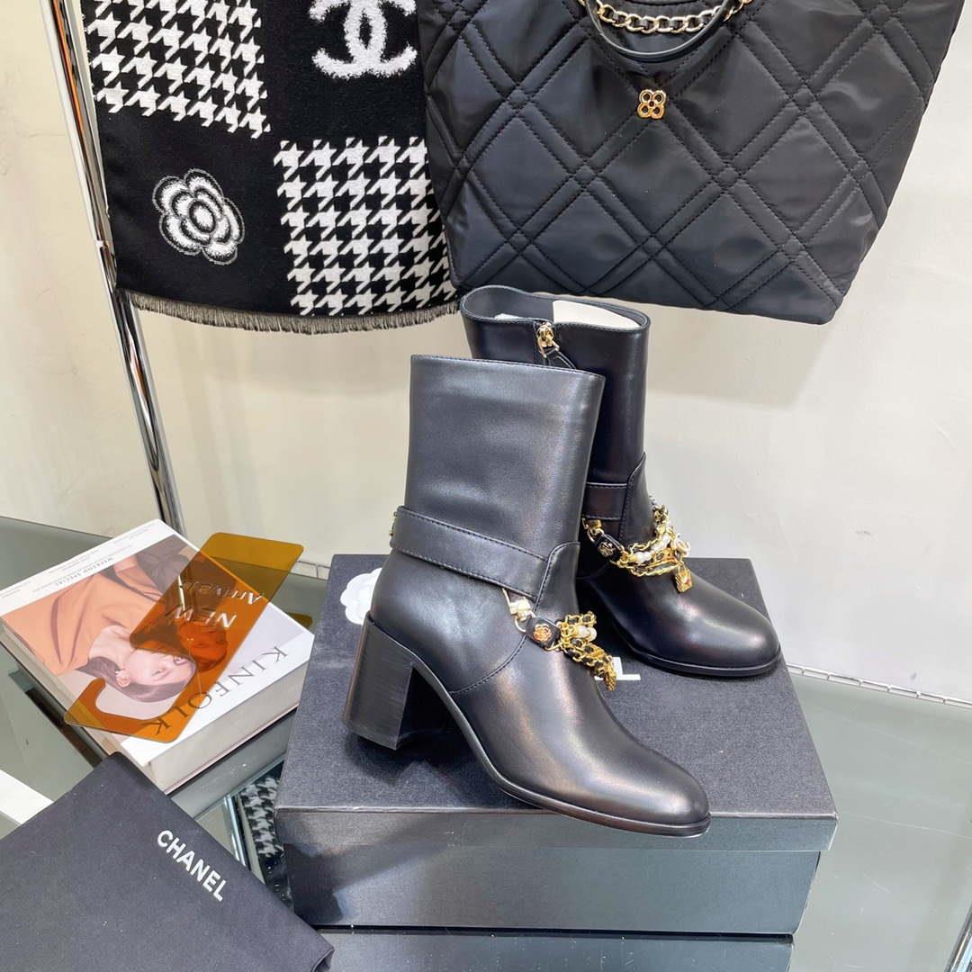Chanel Women’s Shoes Classcal Chain Hight Boots 190801