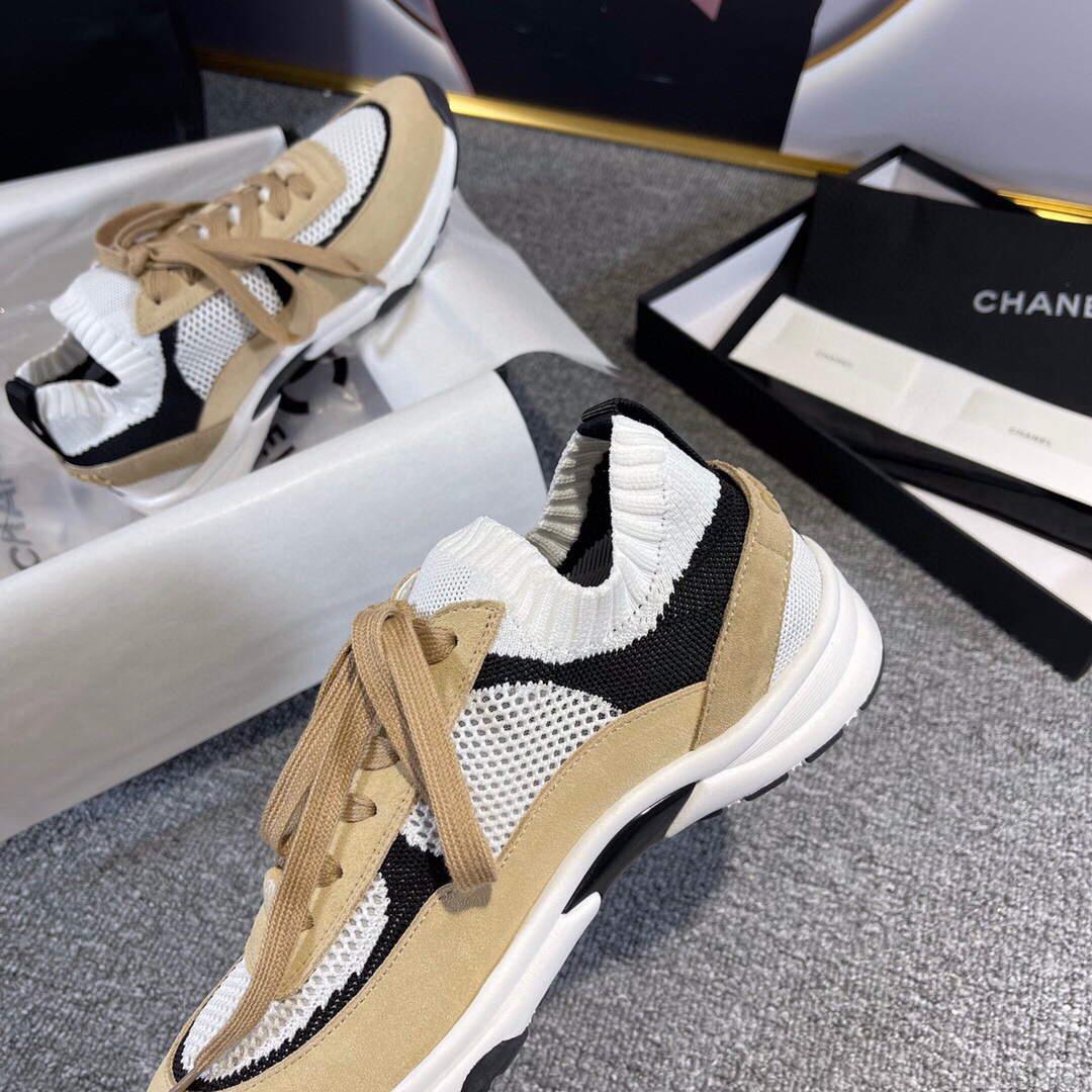 Chanel Men Women’s Sneaker Shoes G38750 Tan and White Calfskin