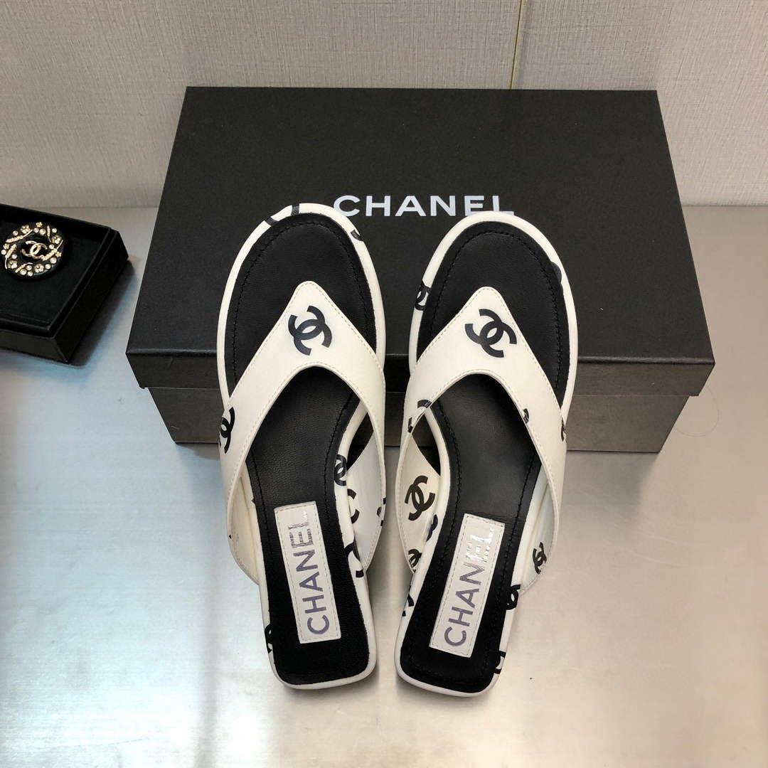 Chanel G38978 Sandals Printed Lambskin Women C91171