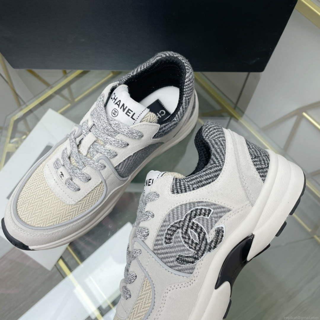 Chanel Women’s Sneaker Shoes G38754 White and beige