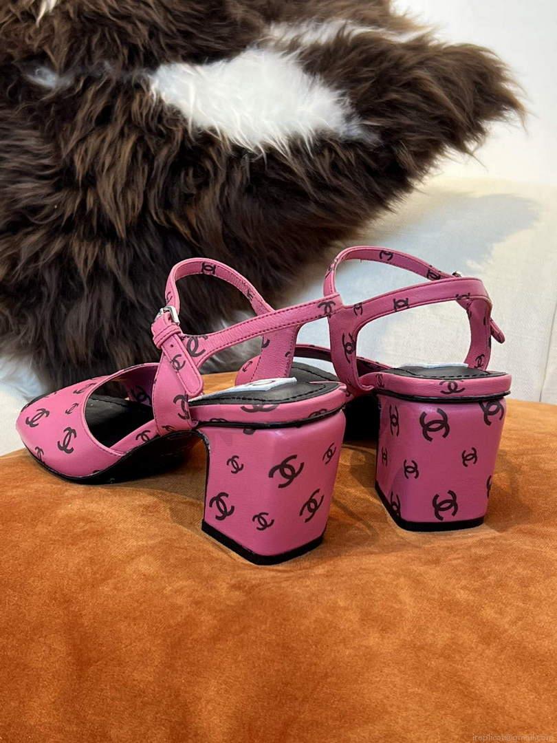 Chanel Women’s Sandals G38969 Printed Lambskin Pink Black C90240