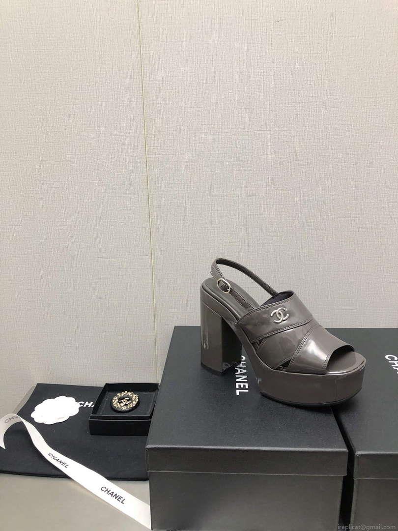 Chanel G45016 Patent Crumpled Lambskin Sandals C88322