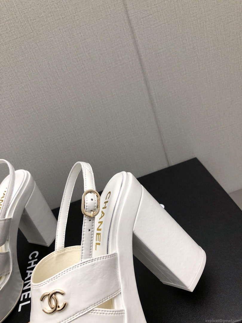 Chanel G45016 Patent Crumpled Lambskin Sandals C88324