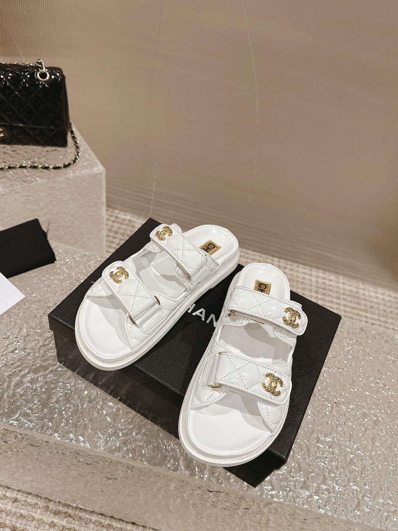 Chanel Women’s Velcro sandals Fashion Shoes C93239