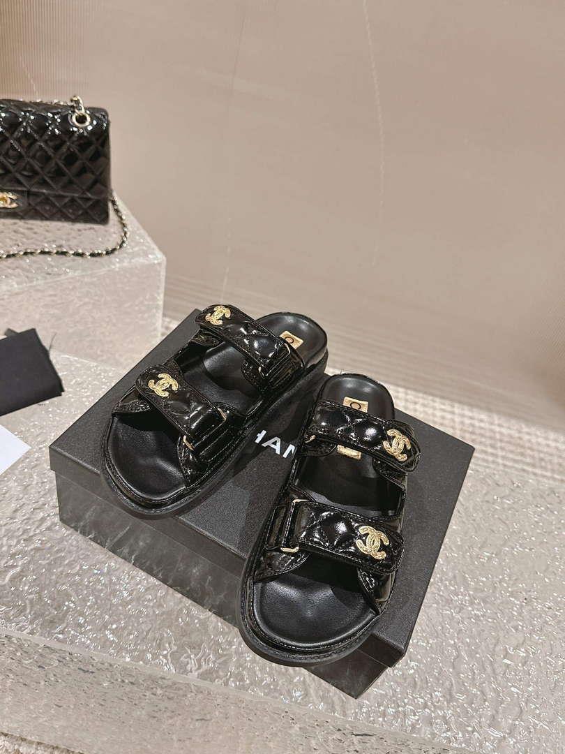 Chanel Women’s Velcro sandals Fashion Shoes C93240