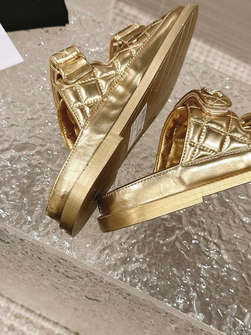 Chanel Women’s Velcro sandals Fashion Shoes C93244