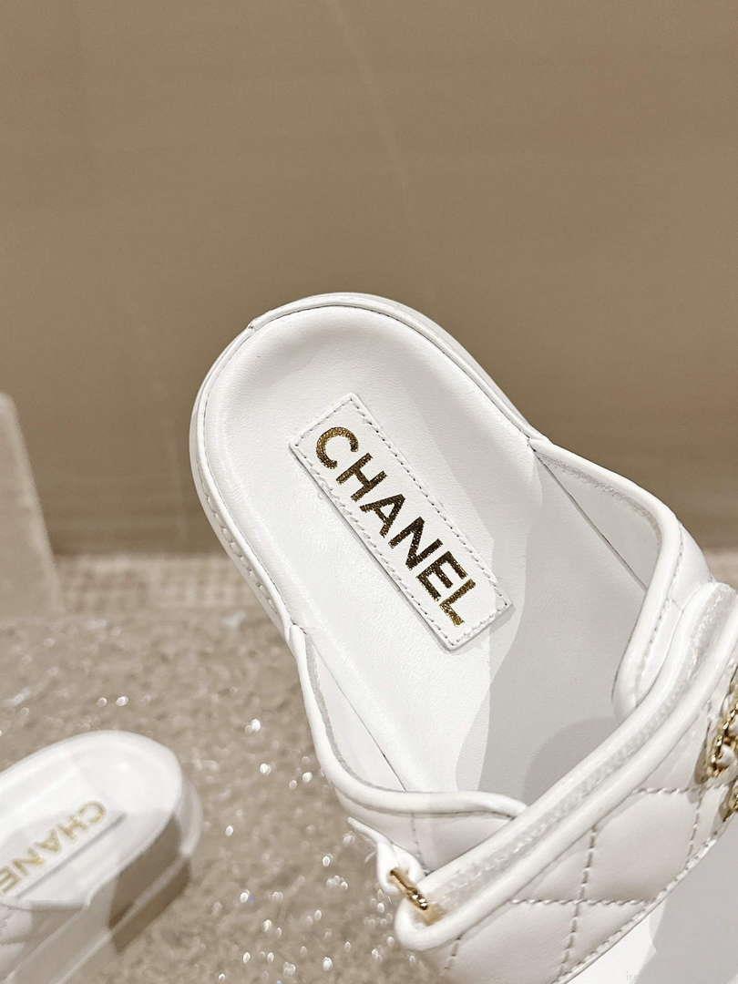 Chanel Women’s Velcro sandals Fashion Shoes C93246