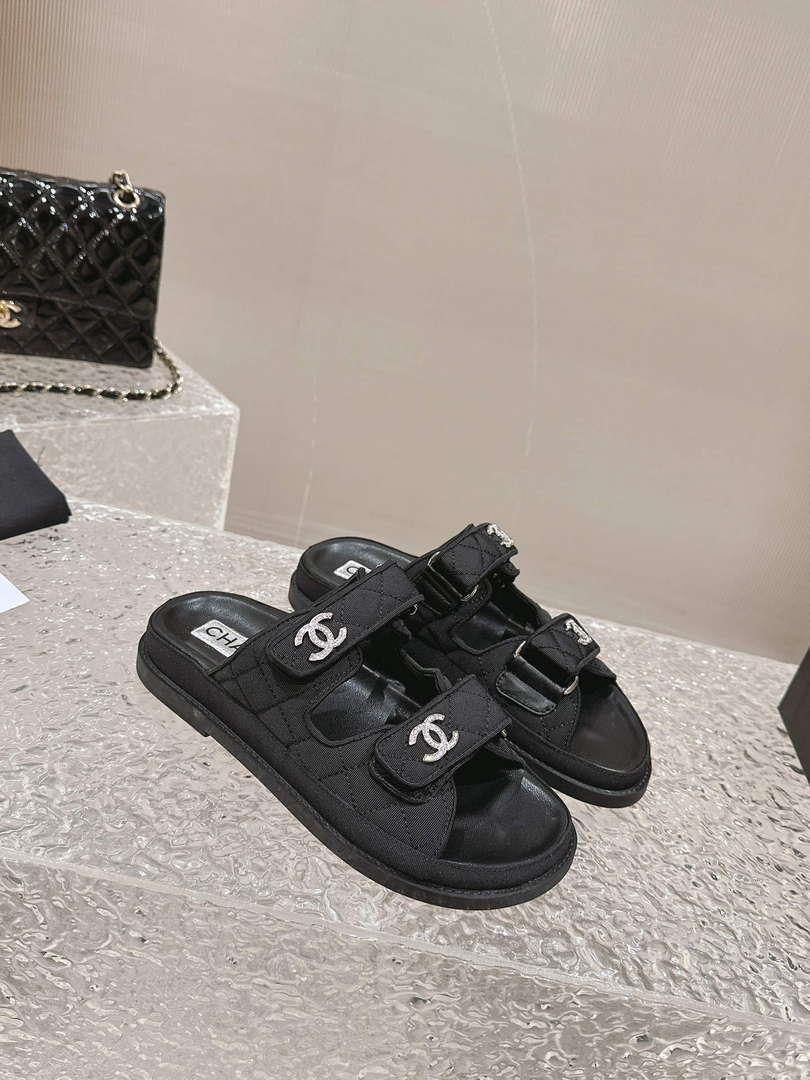 Chanel Women’s Velcro sandals Fashion Shoes C93255