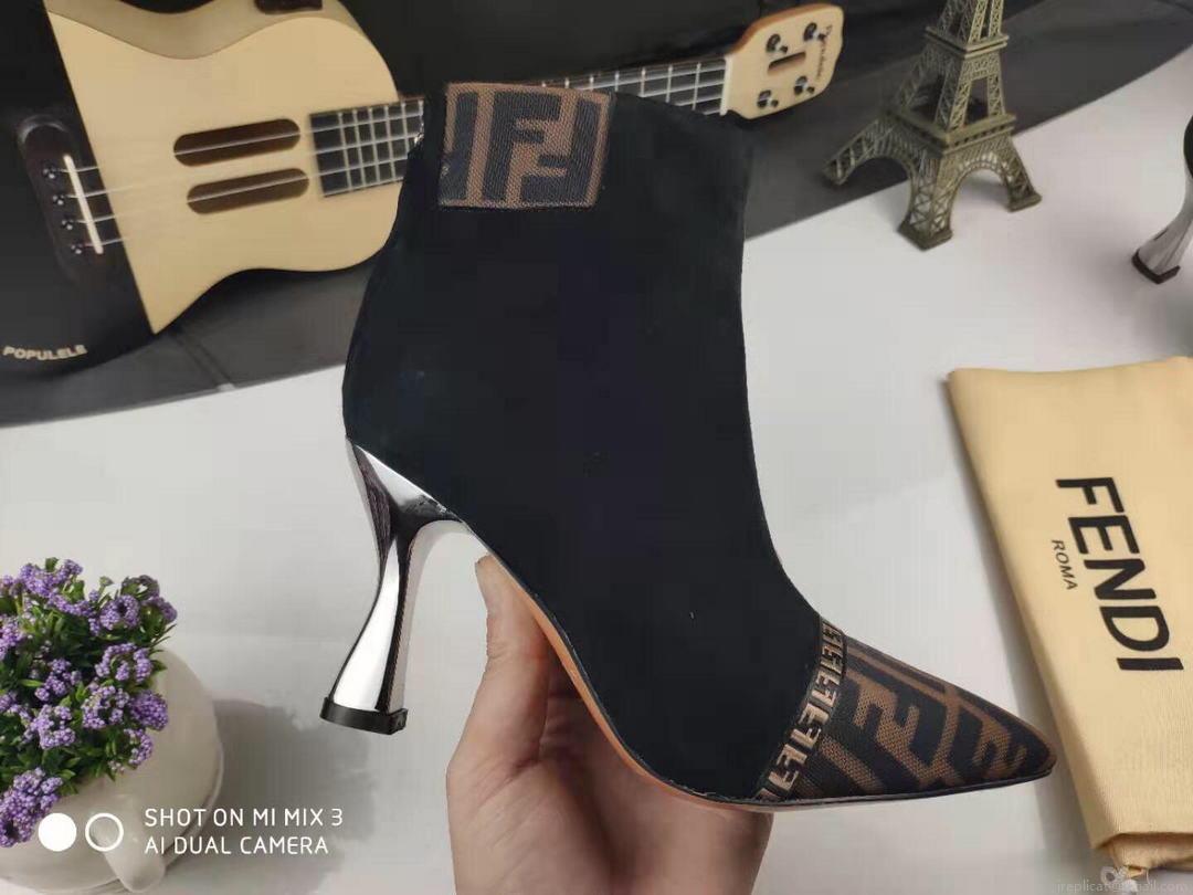 Fendi Boots Designger Fendi Short Shoes Women 81902 Black and Brown
