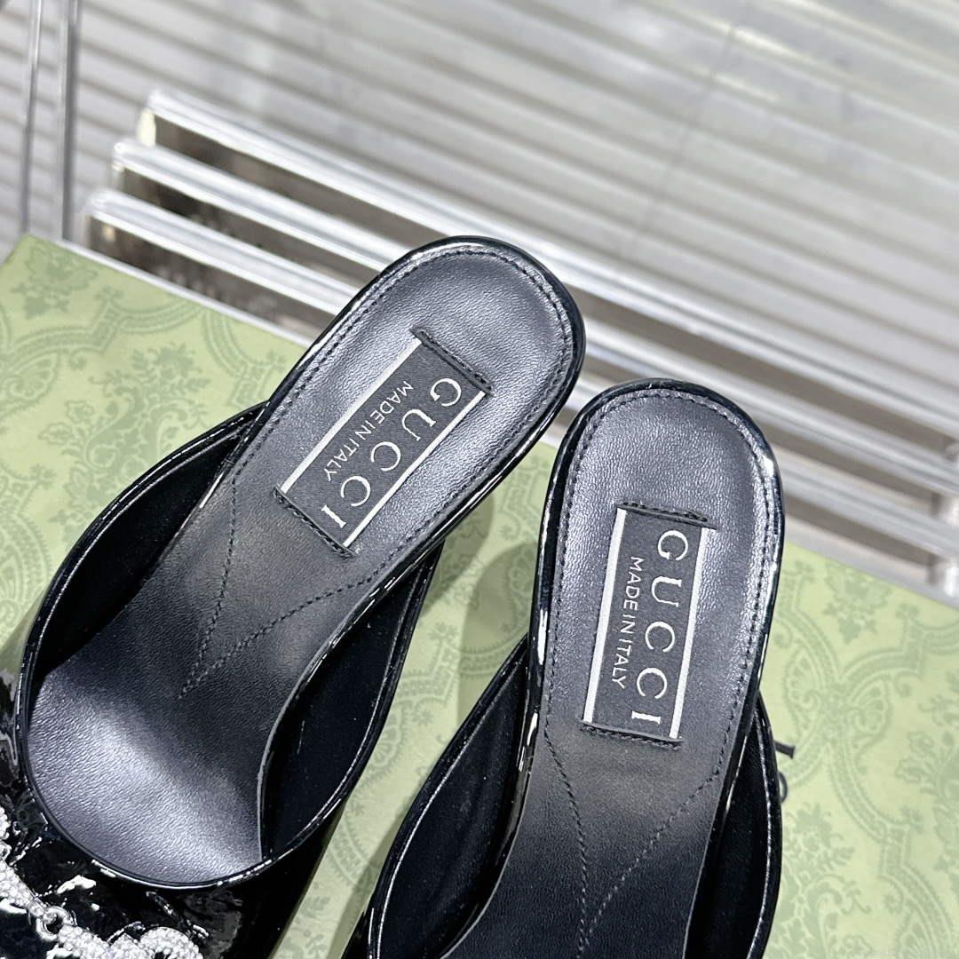 Gucci Women’s Horsebit Sandal Fashion Shoes G53198