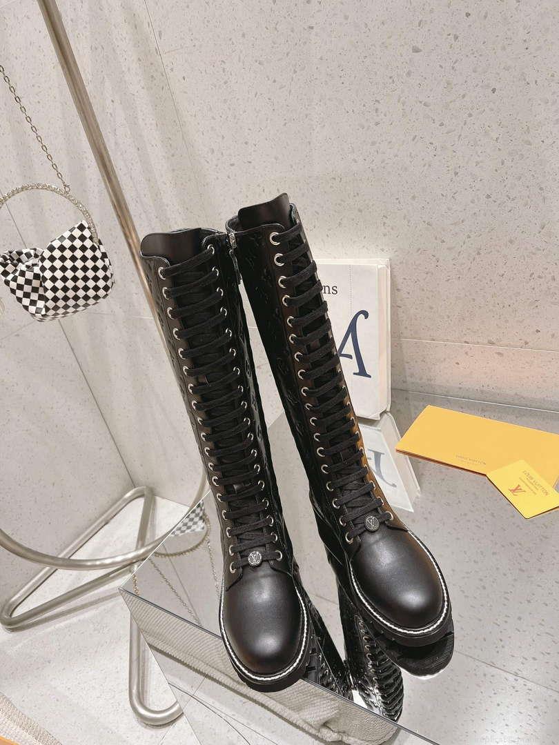 LV 1ABUPL Louis Vuitton Women’s Territory Flat High Ranger Boot L67329