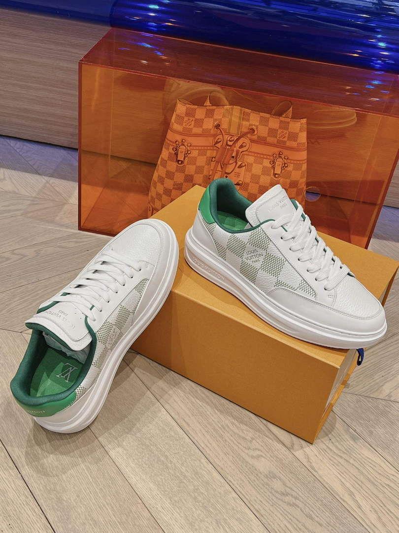 LV 1ACEZ4 Louis Vuitton Men Beverly Hills Sneaker L62343