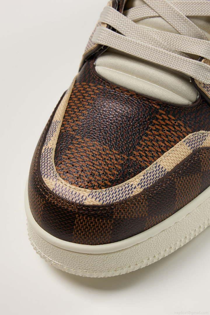 Louis Vuitton 1AC58D Men Women’s LV Trainer Sneaker L62410