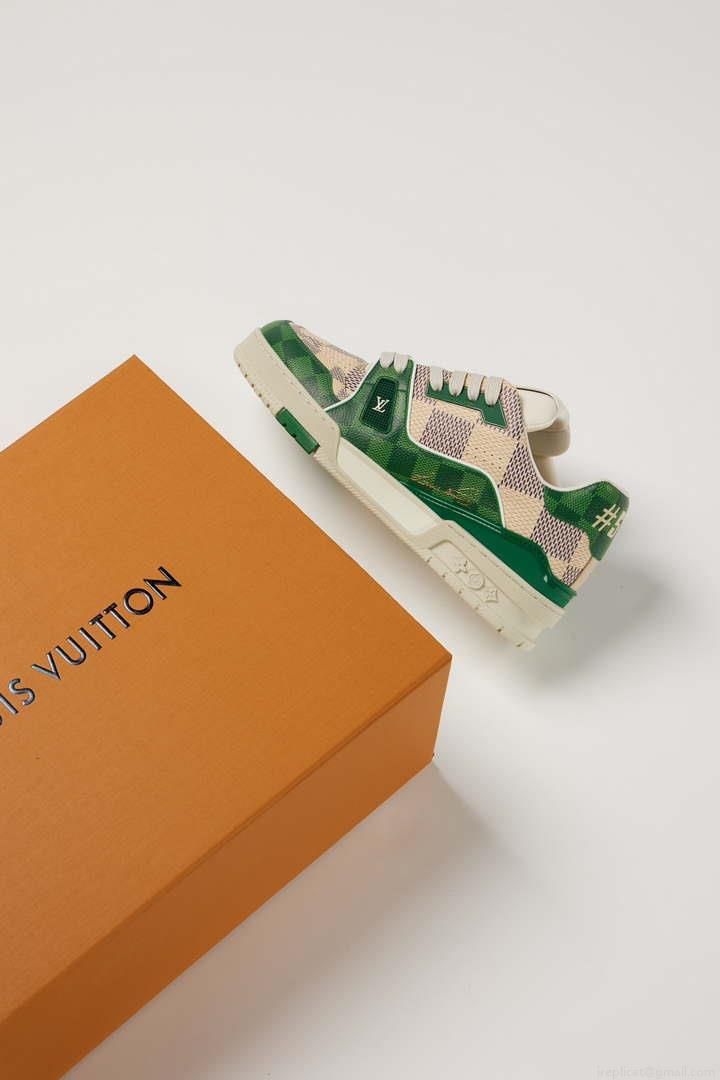 Louis Vuitton 1AC58D Men Women’s LV Trainer Sneaker L62411