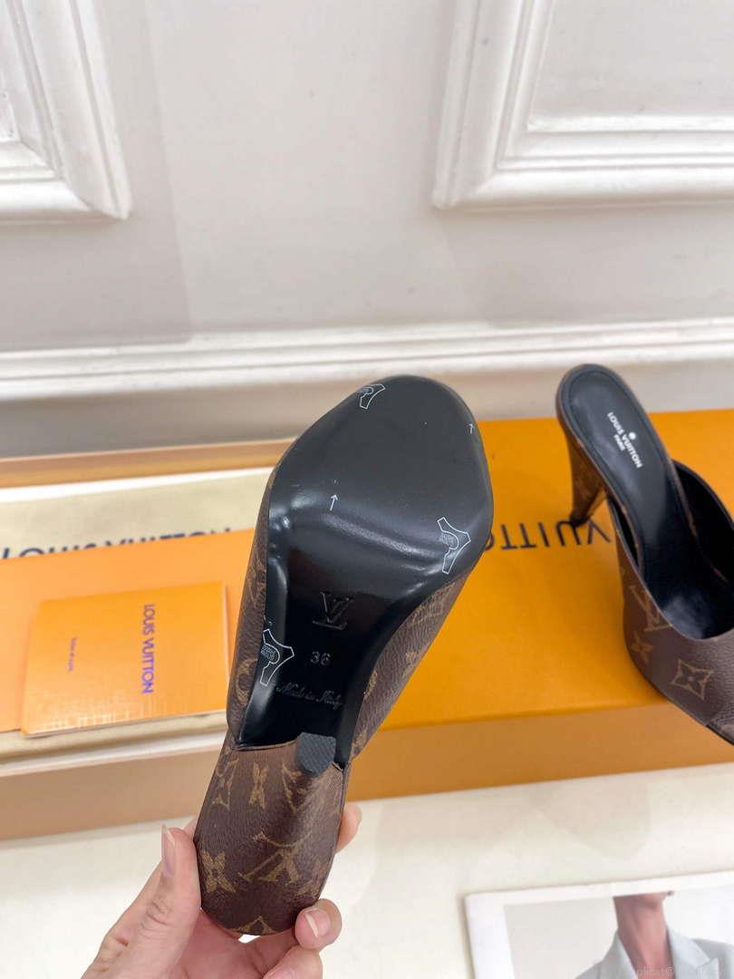Louis Vuitton Stellar Mule Fashion Sandals L66388