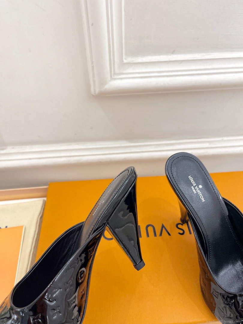 Louis Vuitton Stellar Mule Fashion Sandals L66394