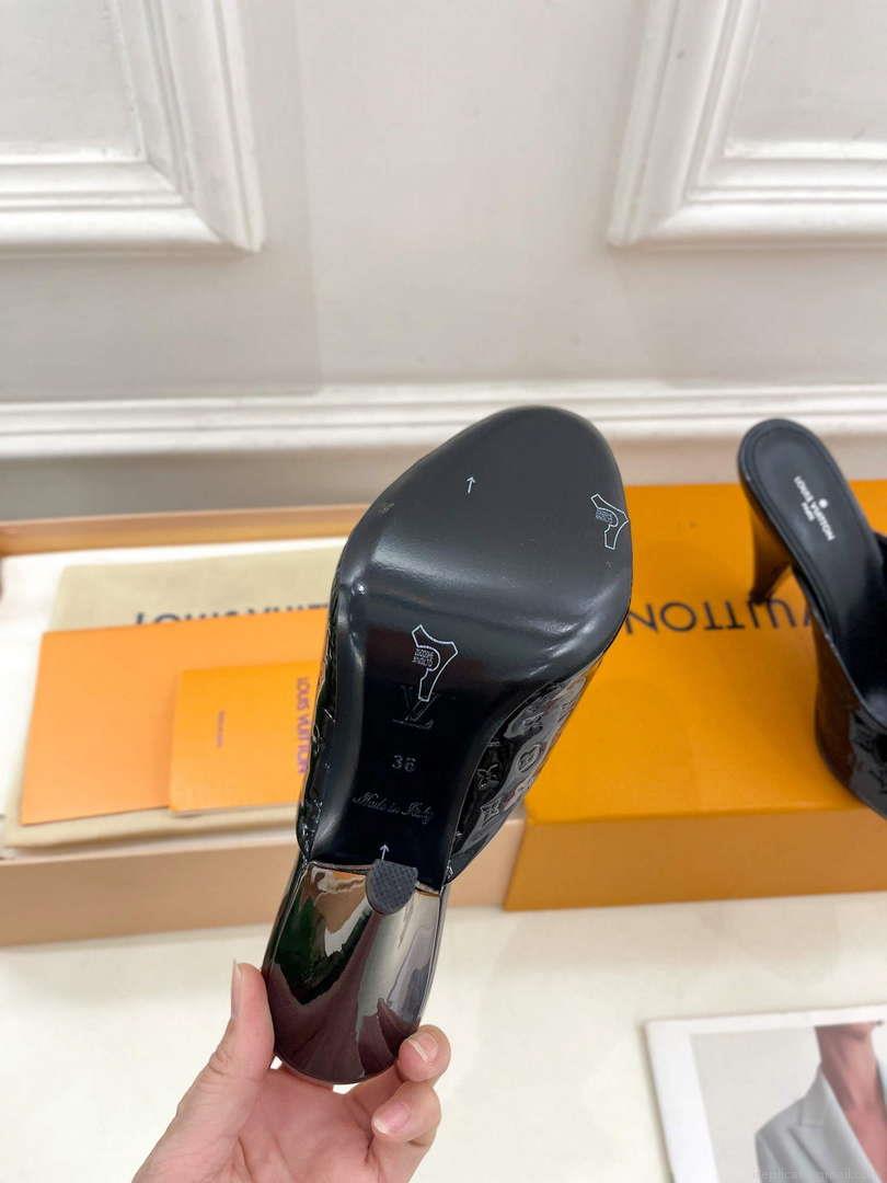 Louis Vuitton Stellar Mule Fashion Sandals L66394