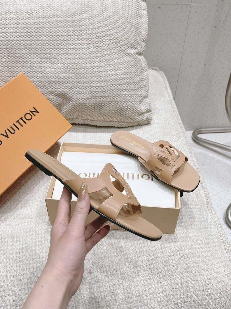 LV 1ABP20 Louis Vuitton LV Isola Flat Mules L66403