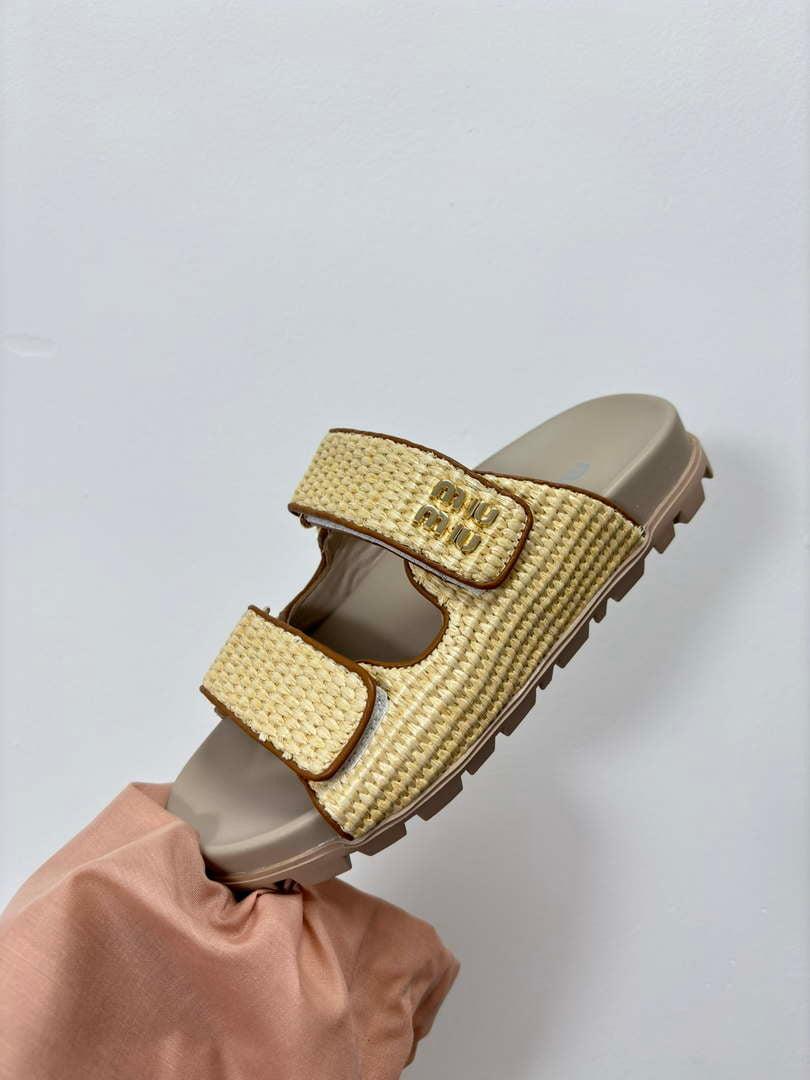 MiuMiu 5X133E Women’s Sporty raffia-effect woven fabric sandals Miu8004