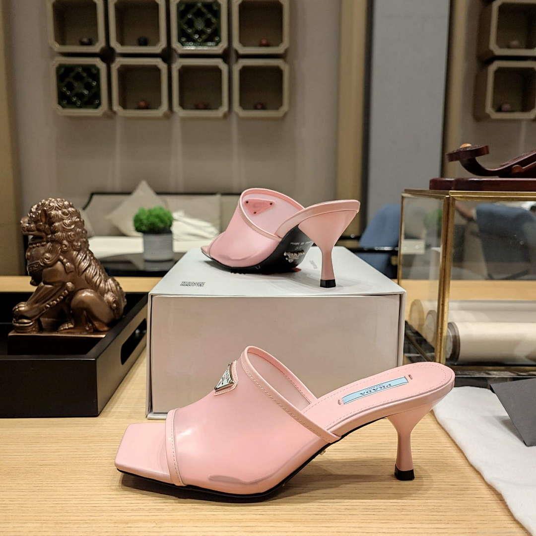 Prada 1XX644 Plexiglas and patent leather sandals P78600