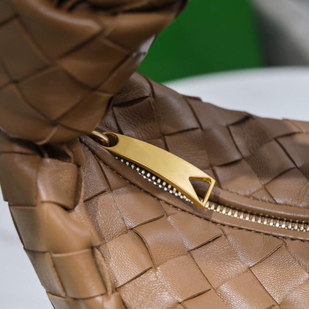 Bottega Veneta BV 651876 mini Jodie Borwn