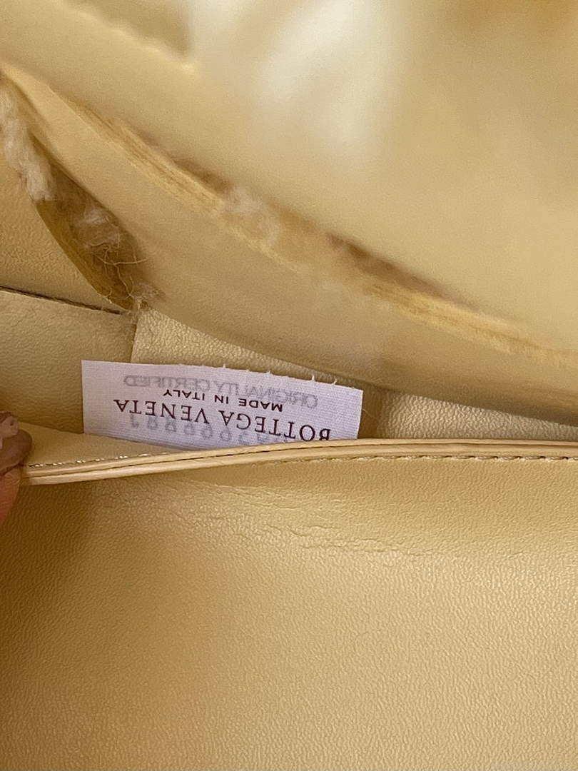 Bottega Veneta BV 652867 Arco Tote Intreccio shearling Light Yellow