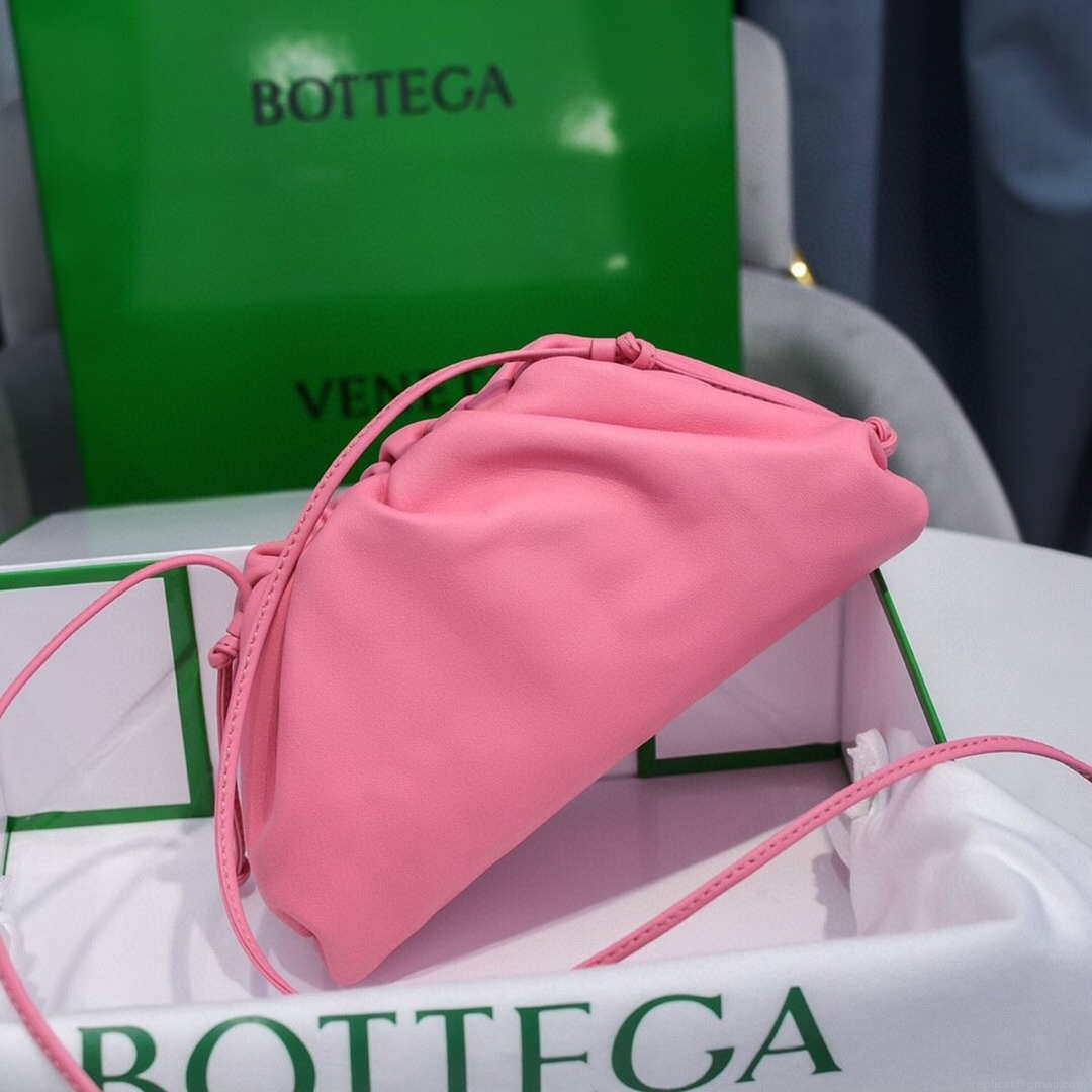 Bottega Veneta 585852 BV Mini Pouch Pink Bag
