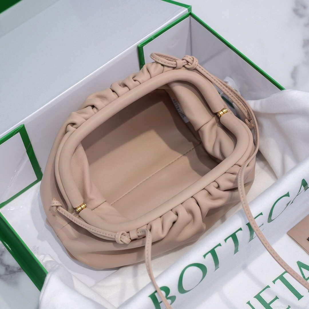 Bottega Veneta 585852 BV Mini Pouch Nude Bag