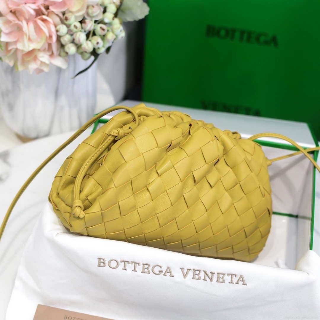 BV 585852 Bottega Veneta Mini Pouch intrecciato leather clutch with strap Yellow