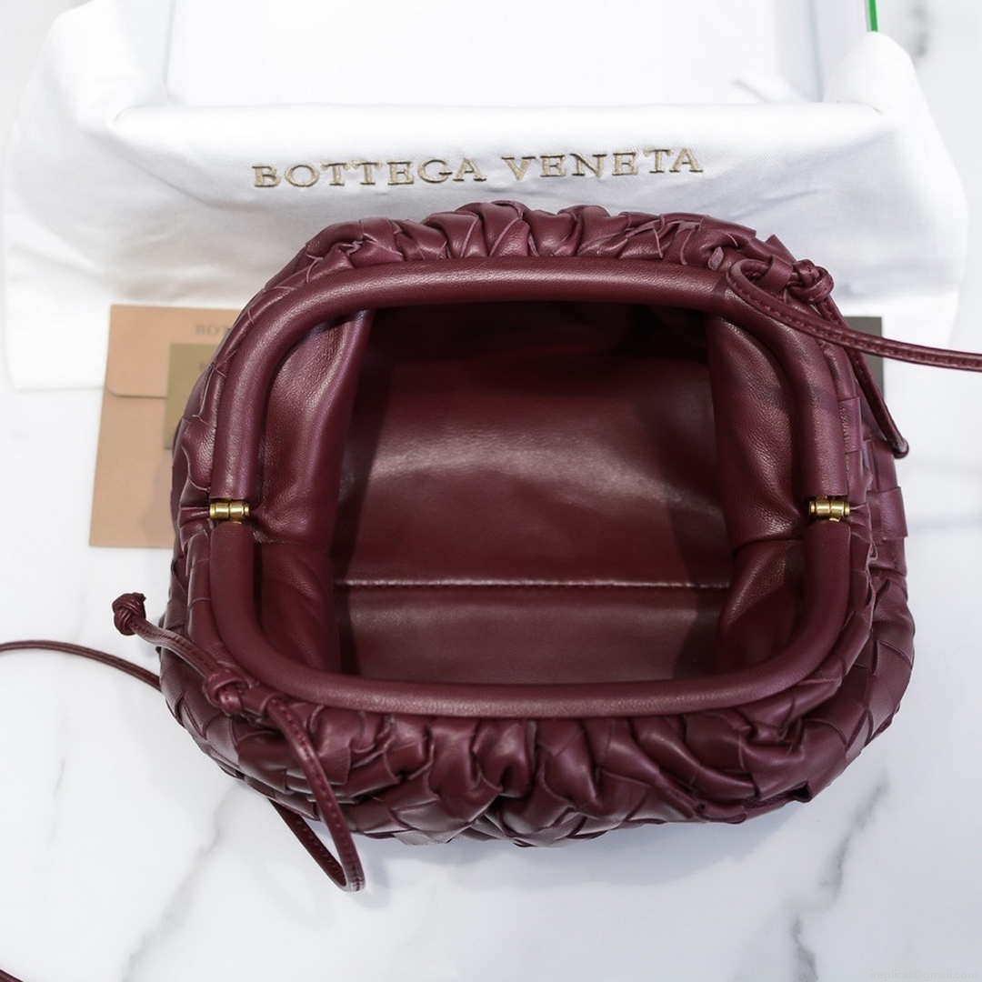 BV 585852 Bottega Veneta Mini Pouch intrecciato leather clutch with strap Wine Red