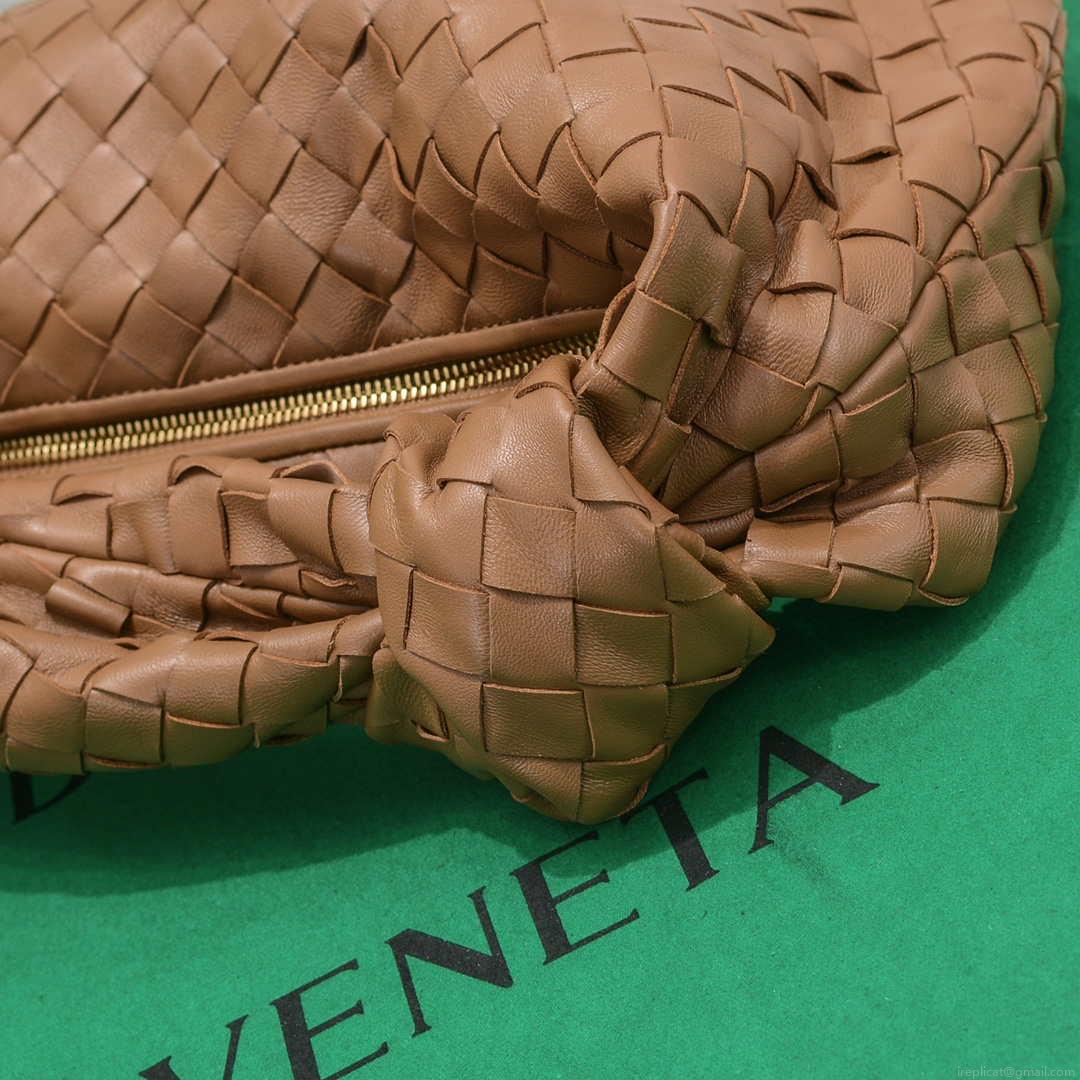 Bottega Veneta BV 690225 Teen Jodie intrecciato leather shoulder bag Brown