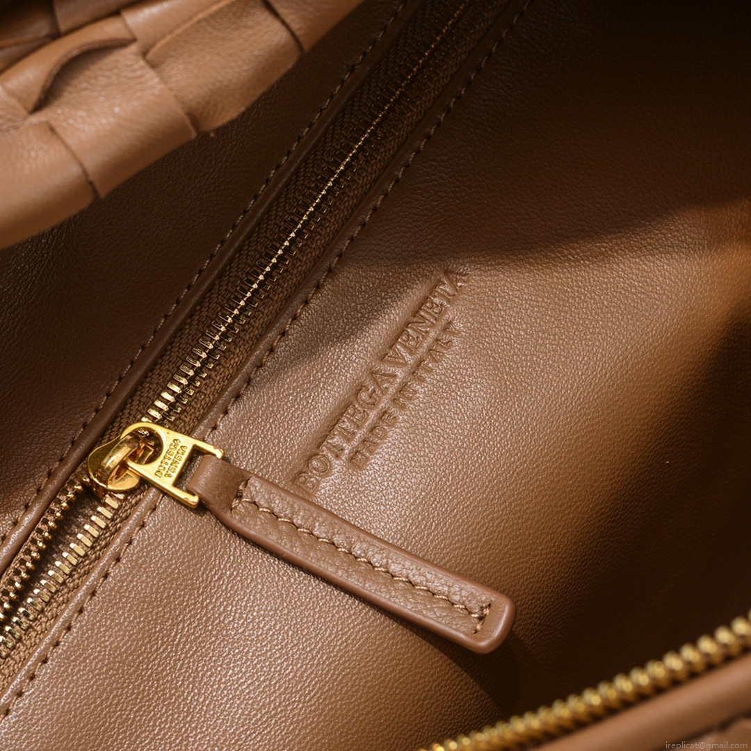 Bottega Veneta BV 690225 Teen Jodie intrecciato leather shoulder bag Brown