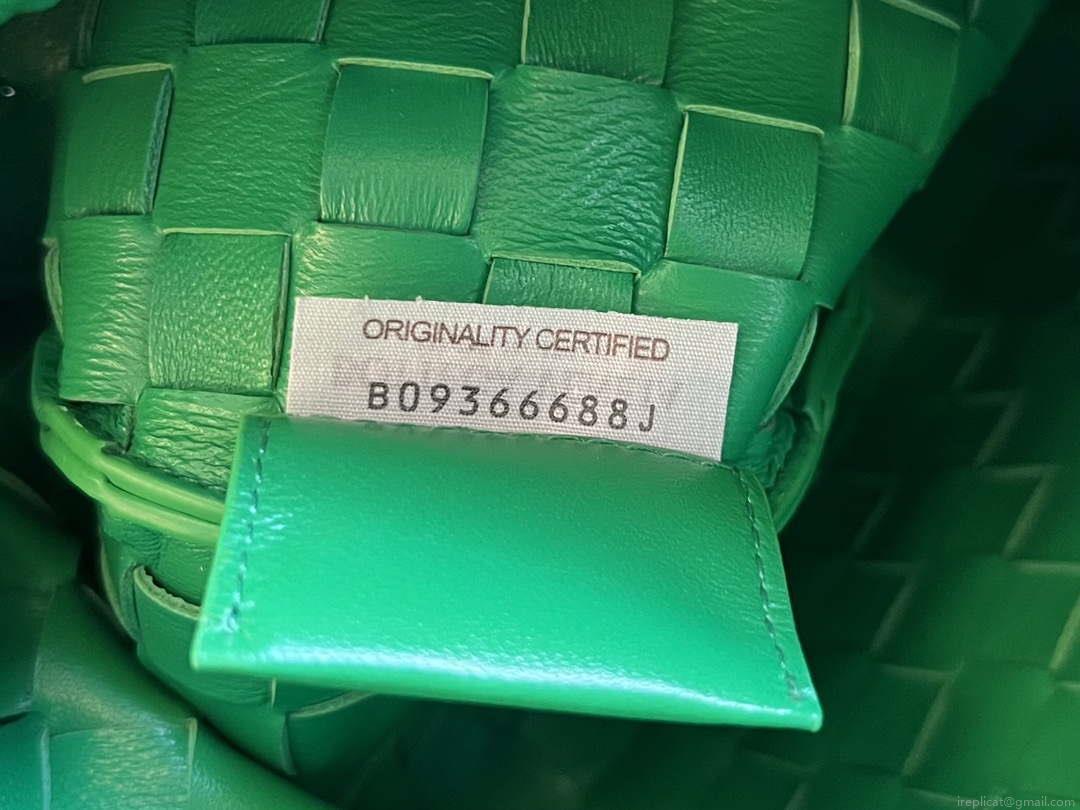Bottega Veneta BV 716082 Sardine Green