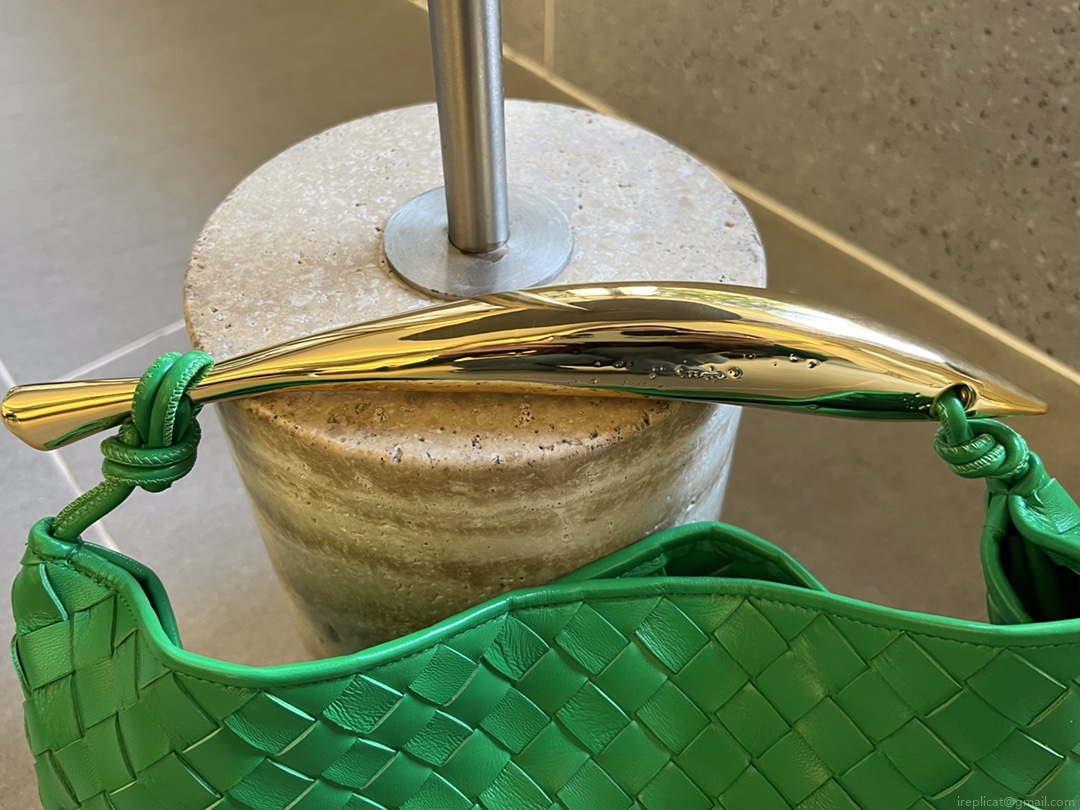 Bottega Veneta BV 716082 Sardine Green