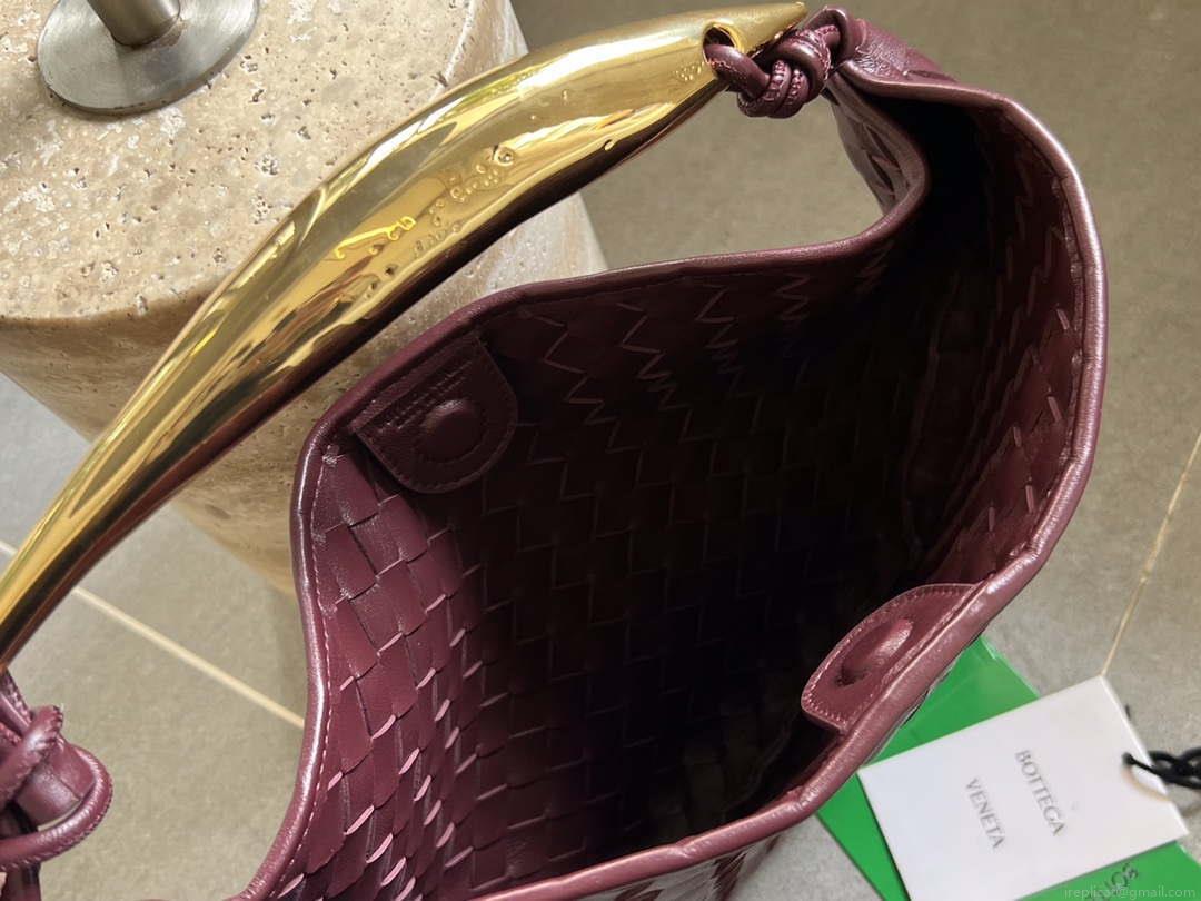Bottega Veneta BV 716082 Sardine Wine Red