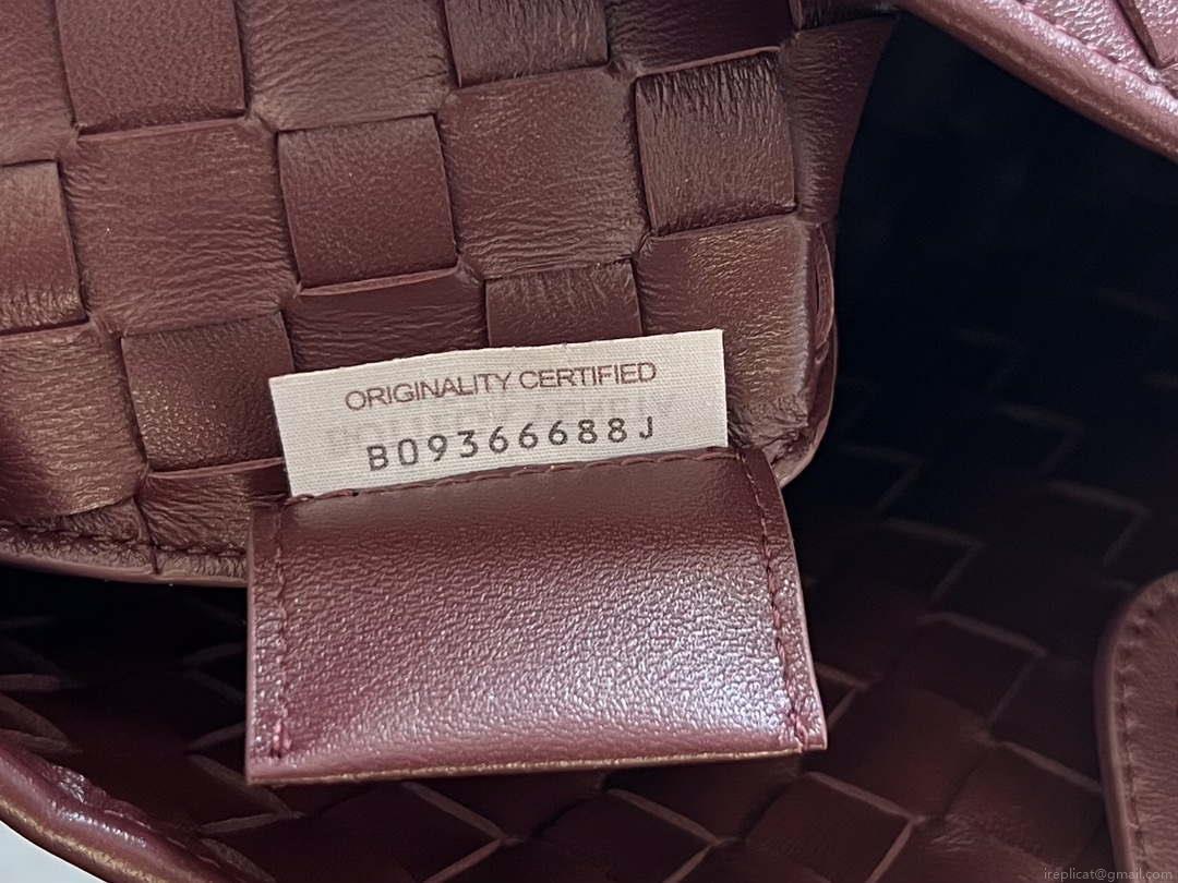 Bottega Veneta BV 716082 Sardine Wine Red