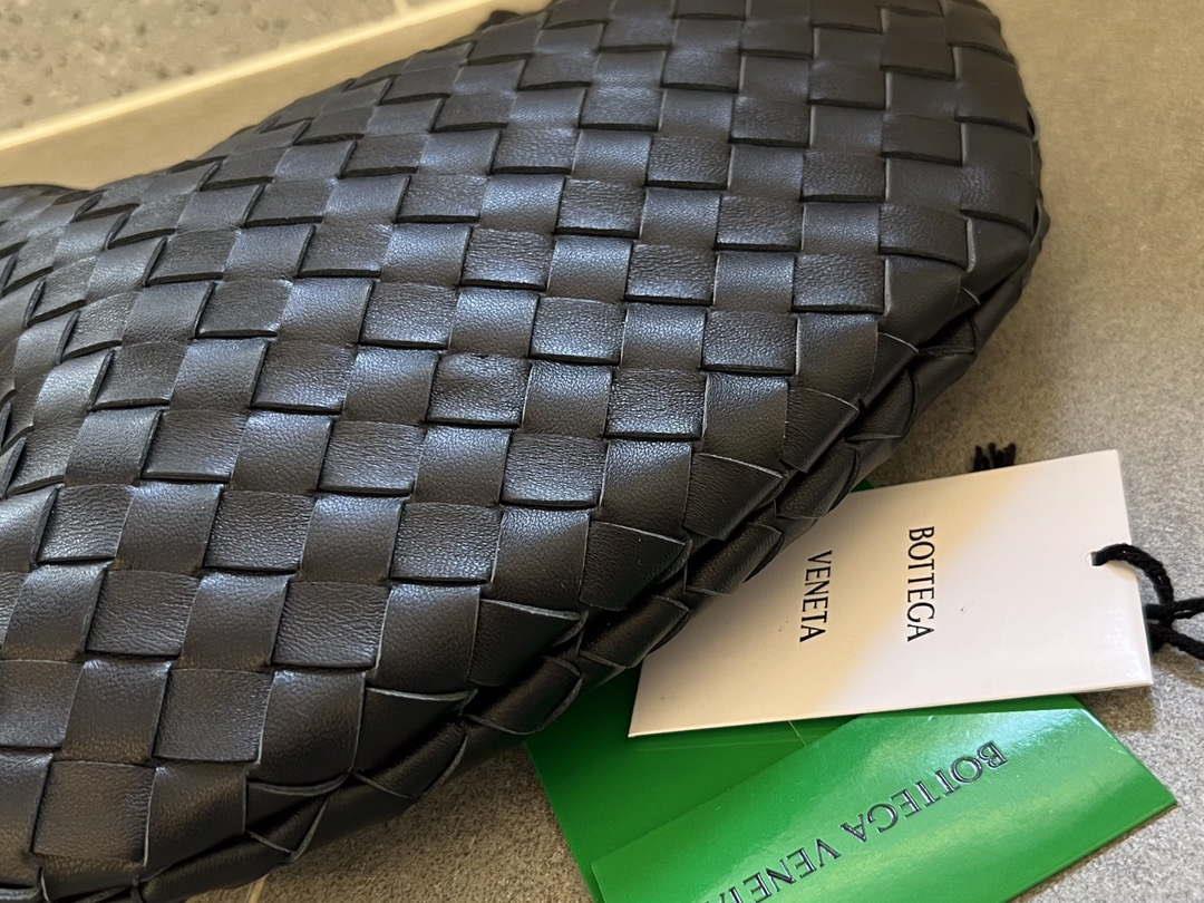 Bottega Veneta BV 716082 Sardine Black