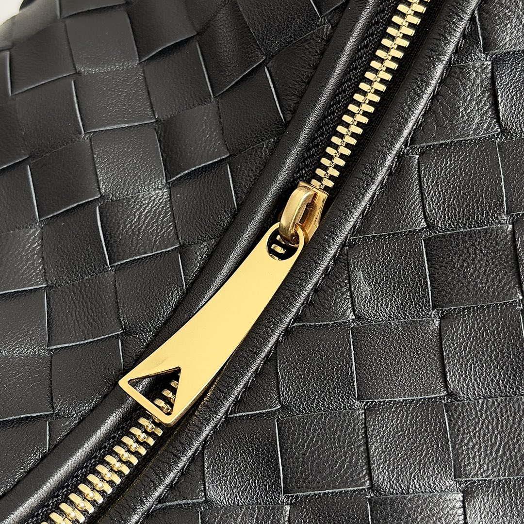 Bottega Veneta BV 600263 Medium Jodie Bag Black